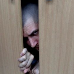 Хроники Нарнии: жлобинский вор прятался от милиции в шкафу